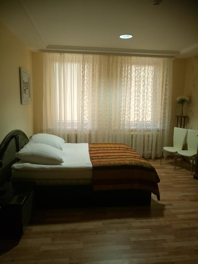 Vaivorykste Hotel Šiauliai Exterior foto