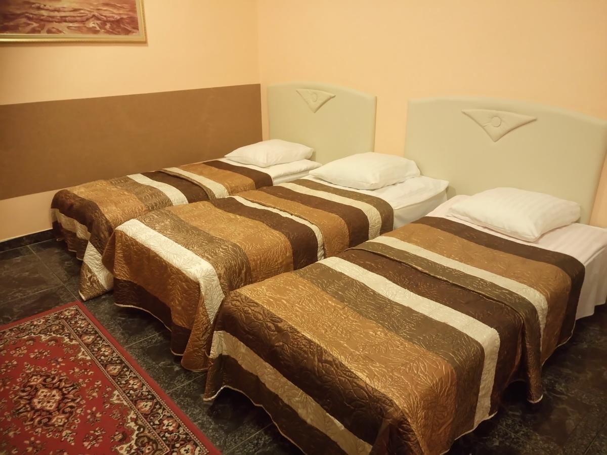 Vaivorykste Hotel Šiauliai Exterior foto